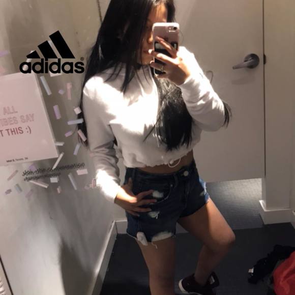 Meet your Posher, Cheyenne paola - Picture 1 of 1